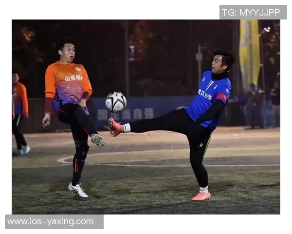 天下足球2017广告精彩回顾与幕后故事揭秘,重温足球激情与感动的瞬间